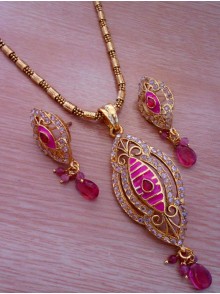 Polki Pendant Set